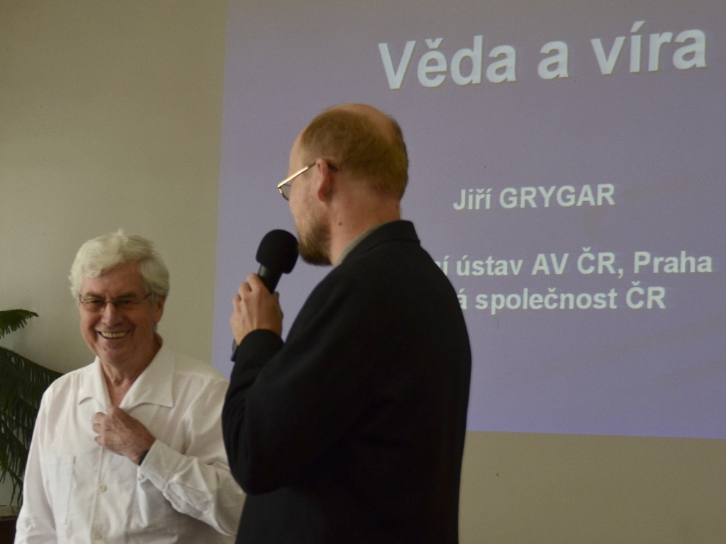 Přednáška dr. Jiřího Grygara na AG. Foto archiv AG