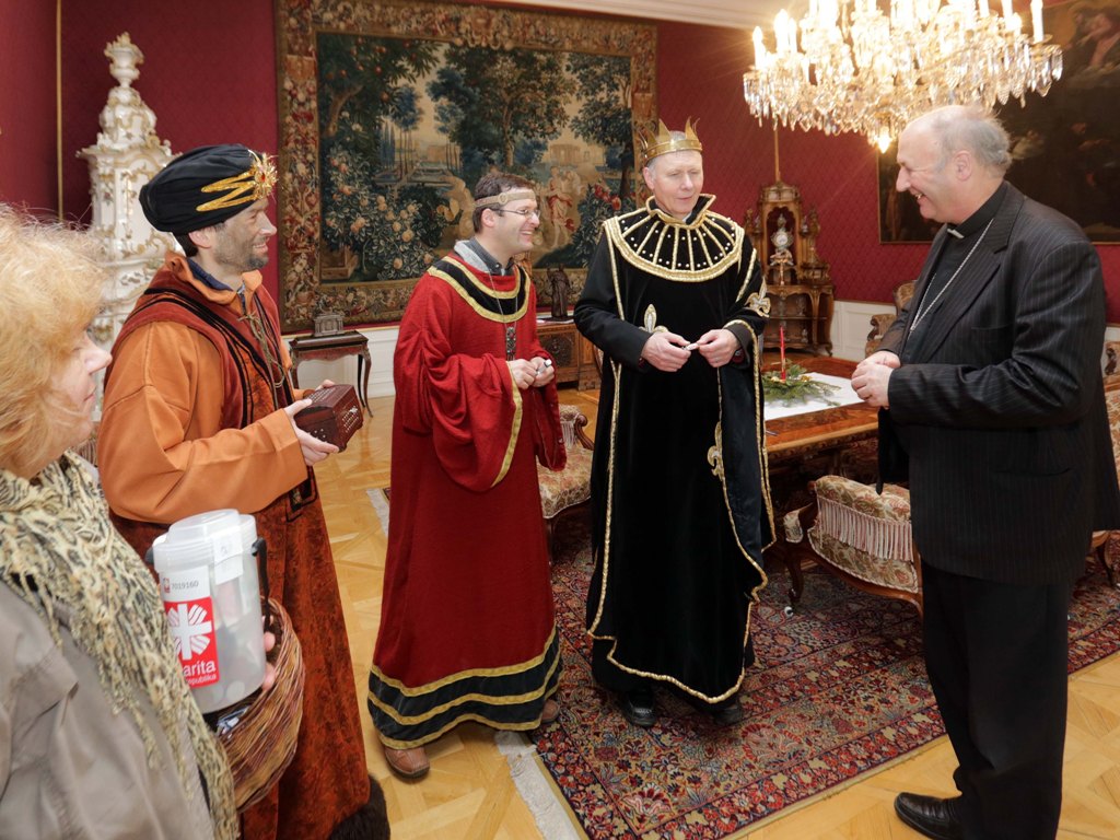 Koledníci u arcibiskupa Graubnera. Foto Jiří Kopáč