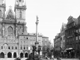 Mariánský sloup na Staroměstském náměstí v Praze. Foto Jindřich Eckert, zdroj Wikipedia.org